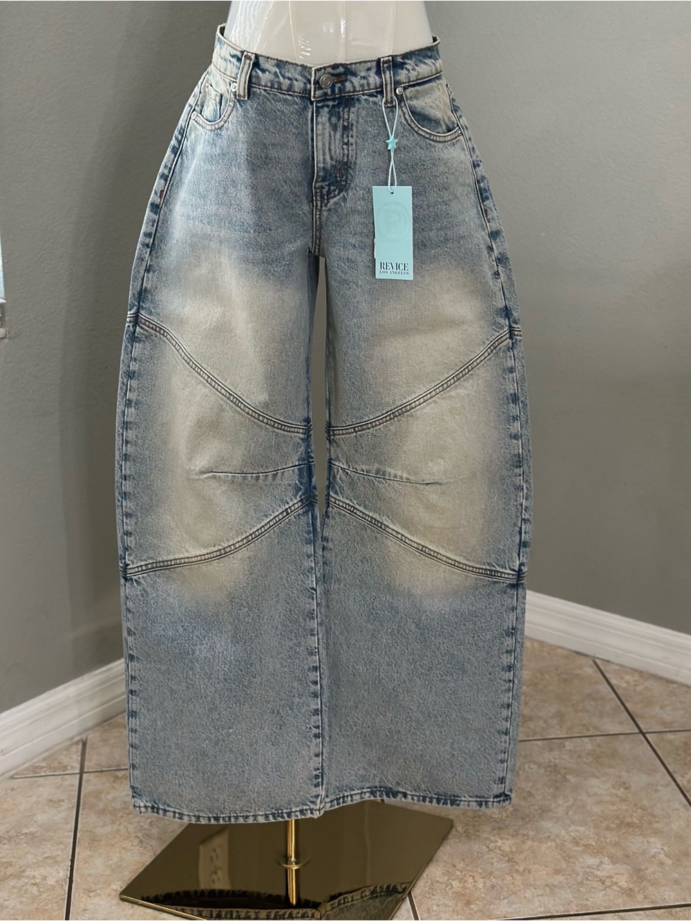 NWT Revice Denim The Jet Jeans Falcon Barrel Leg Jeans Size 26